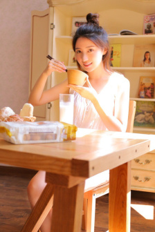 夏希罗